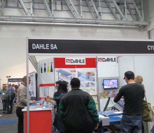 Dahle Exhibits 448 Trimmer at Africa Print Cape Town Expo