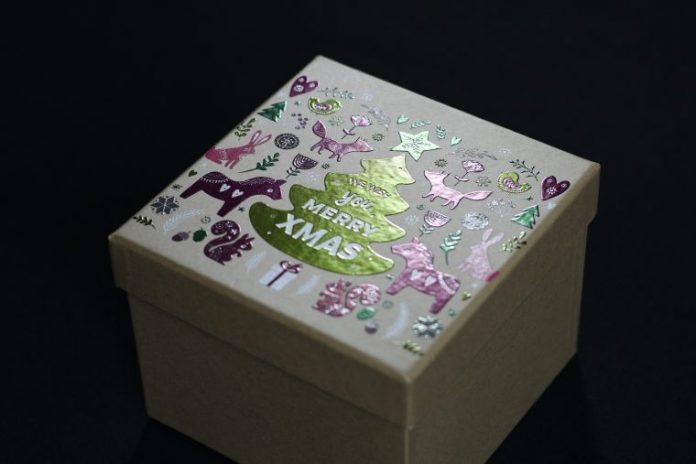 Packaging_MetallicEffects_SilverInk-760x507