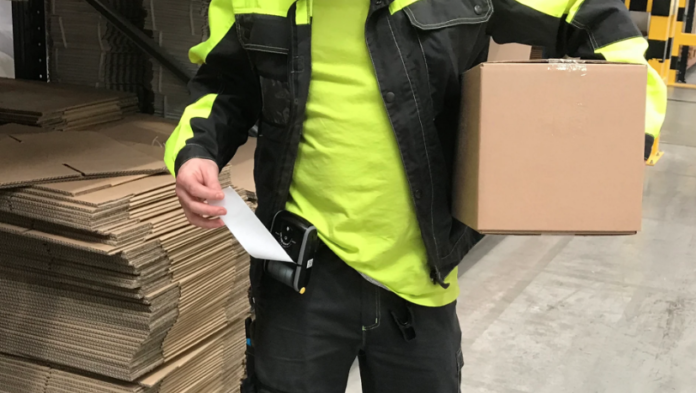 UPM Raflatac Linerless OptiCut™ UPM Raflatac Announces Linerless Labelling Solution