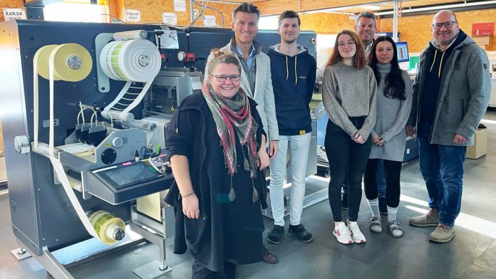 GM Labelling Solution Enables In-House Label Production GM Labelling Solution Enables In-House Label Production